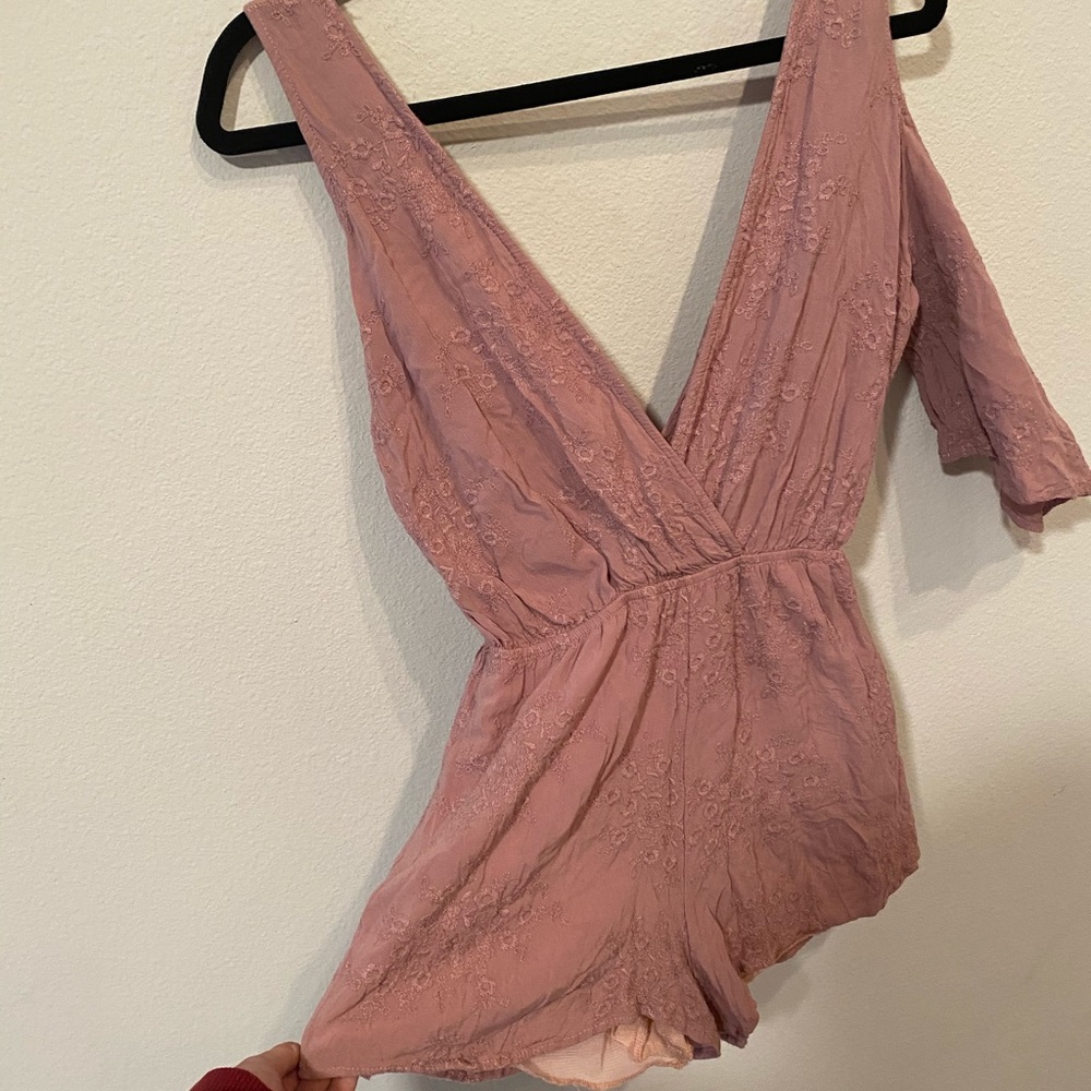 Pink Lace Romper - Picture 2 of 3